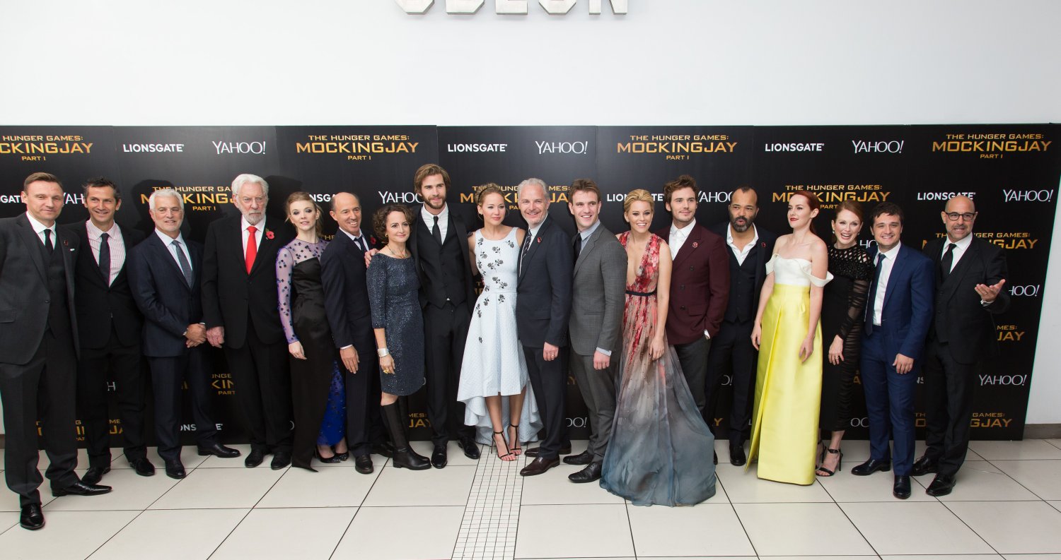 The Cast Of Mockingjay Part 1 Confusions And Connections 