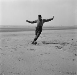 Dunkirk - Behind the scenes image 13 | Confusions and Connections