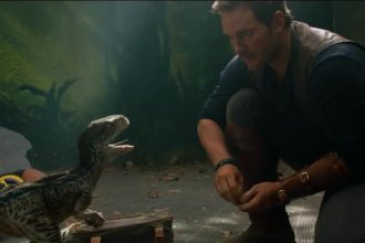 Look behind the Fallen Kingdom