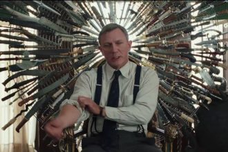 Knives out has a new trailer