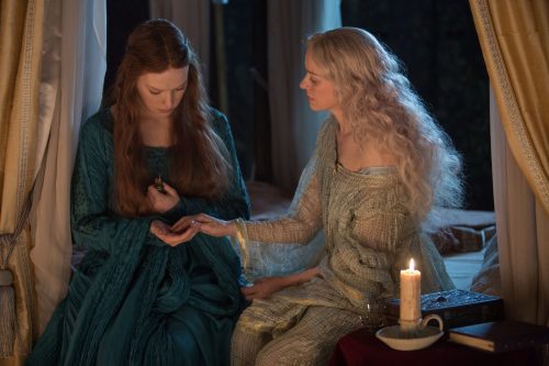 Daisy Ridley and Naomi Watts in OPHELIA (Blue Finch Film Releasing ...