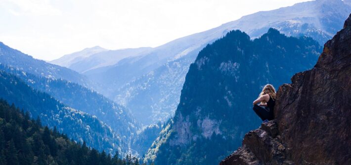 Woolfwomen – Now Or Never