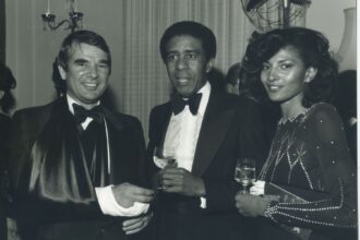 Rare photos from behind the scenes of Hollywood’s Blockbusters – Laddie: The Man Behind The Movies