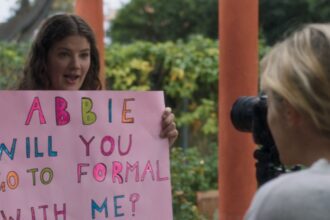 Ellie & Abbie are coming home along with her dead aunt