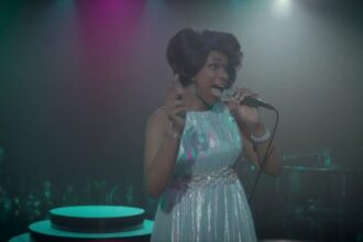 Jennifer Hudson performs RESPECT