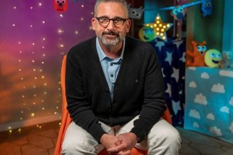 Gru reads a bedtime story on CBeebies