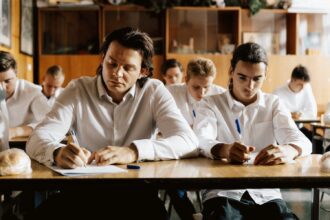 Patryk Vega returns with Niewidzialna Wojna (The Invisible War)